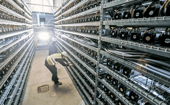 俄罗斯立法机构通过法案,将使比特币挖矿合法化。