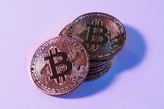 Coinbase 分析：总统选举或将因年轻加密选民左右局势