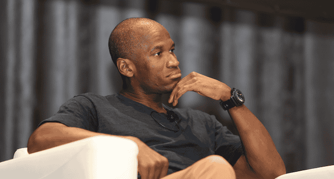 Hayes:流动性支撑,加密市场或在 9 月反弹,比特币目标 100 万美元