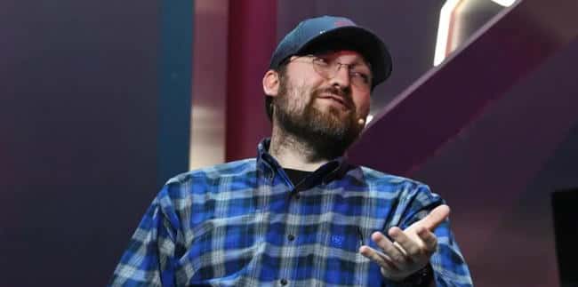 Cardano创始人直指以太坊独裁，ADA倡导更民主发展方向，质疑V神决策过度集中