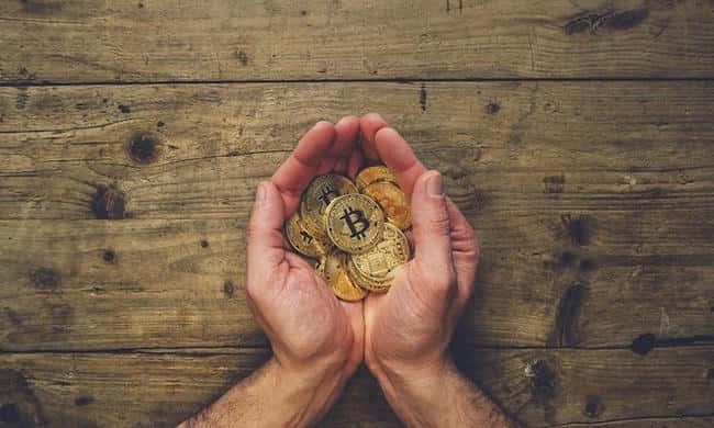 比特币9万美元区间整理，10万美元前或先迎回调？