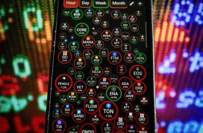 2025加密市场财富指南：比特币破十万，山寨币迎爆发潮！