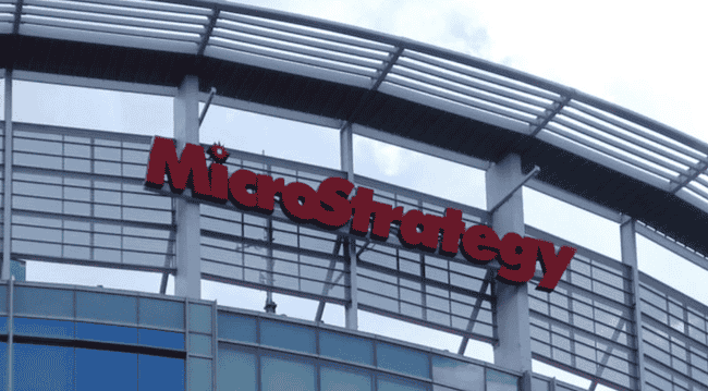 微策略入纳纳斯达克100存变数,分析师:业务规模及产业归属引争议