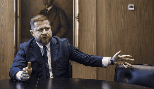 捷克国家银行行长透露：正考虑将比特币纳入央行储备资产