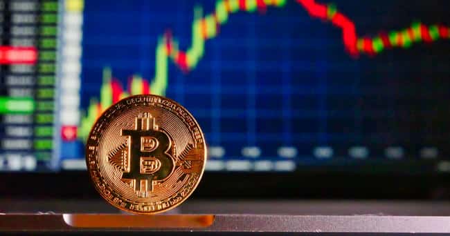 芯片禁令引发市场巨震！比特币暴跌破9万，以太坊失守3千大关