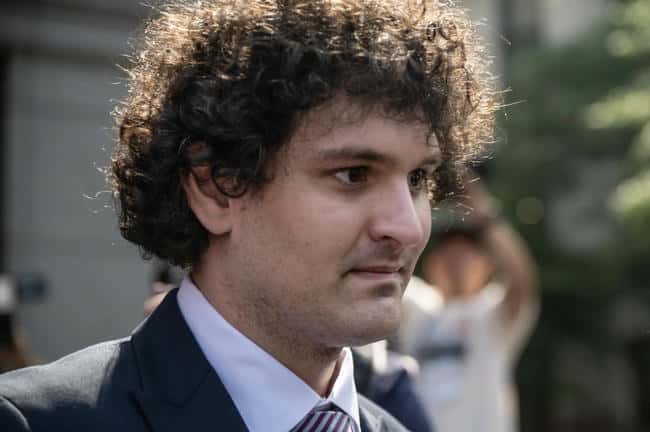 SBF父母力挺游说特朗普求特赦,彭博报道:SBF能否规避25年重刑命运?