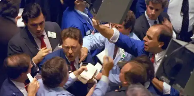 华尔街沉默背后：比特币或成为颠覆债务优先权游戏的核武器？