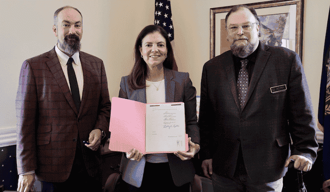 新罕布什尔州领跑全国！通过加密货币储备法案，5%政府资金杀入加密市场！