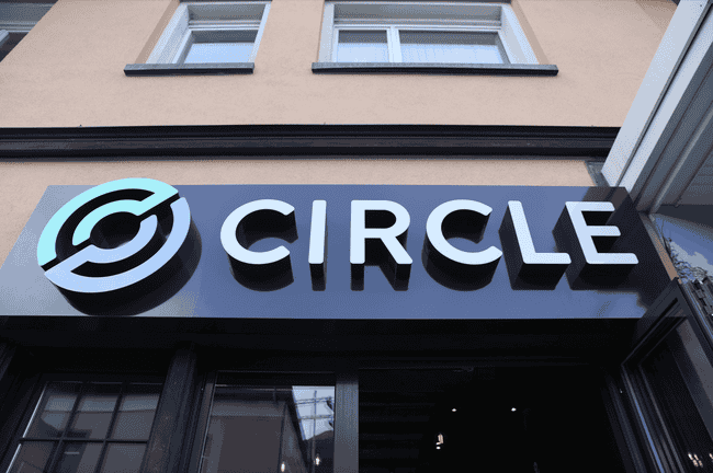 Web3历史性转折！Circle纽交所上市引爆加密革命，华尔街大门正式敞开？