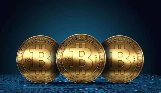 比特币多空激战，ETH交易所存量降至18个月新低，币胜团预测突破行情一触即发