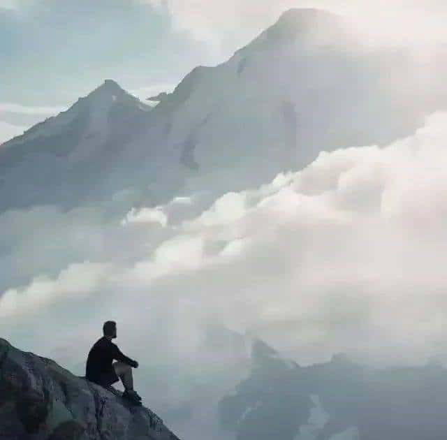 老崔说币：两次降息在即，比特币能否突破十二万大关？