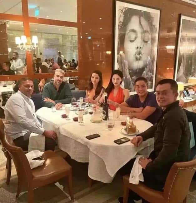 币圈巨头和解：10亿美元恩仇一笔勾销，富豪们举杯共饮定规则！