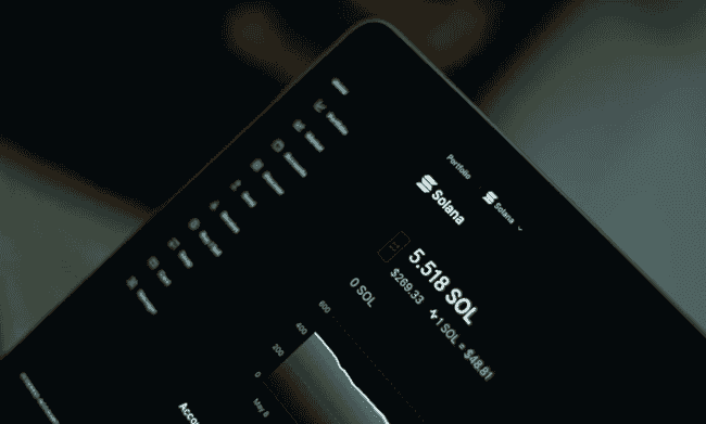 币圈大爆炸！美国首现州级比特币储备，机构疯抢SOL，加密市场将迎史诗级变革！