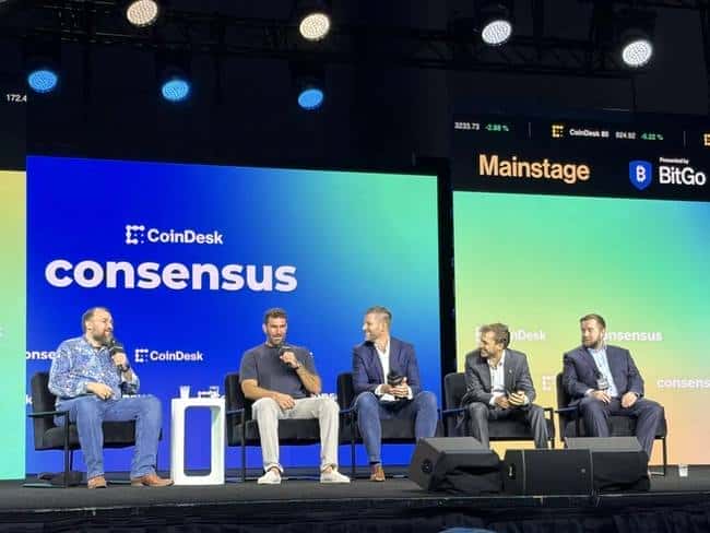 特朗普家族专属稳定币USD1掀起狂潮！