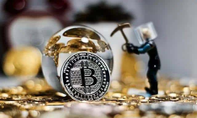 揭秘比特币：如何挖掘数字黄金？