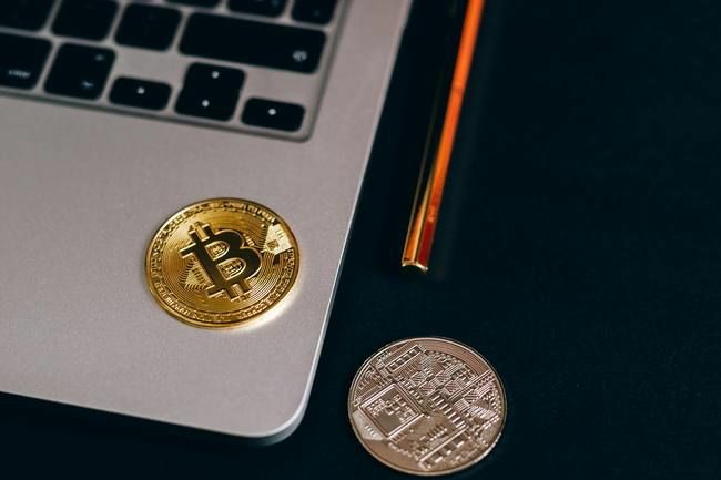 CZ宠物狗引爆全网猜测，或成下一个Memecoin热潮？