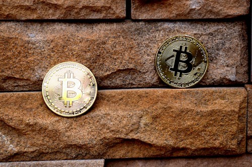 美联储降息预期落地：25基点还是50基点？