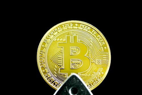 2025-2026币圈牛市预测：比特币将突破15万，以太坊站上6000-8000美元，散户如何把握机会？