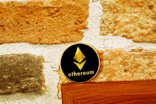 TRUMP价格分析及交易建议：下跌周期末期，反弹机会显现