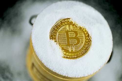 卡尔达诺ADA价格涨跌互现，鲸鱼撤退引发市场担忧