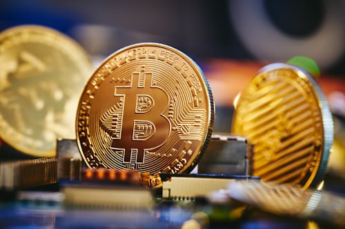 以太坊ETF首日交易解析与市场反应分析