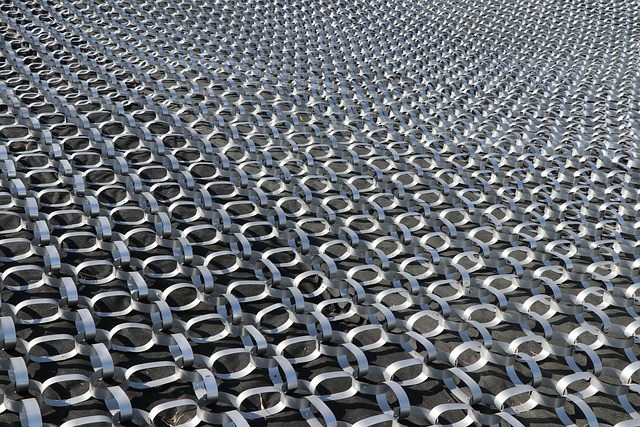 全球降息背景下比特币的机遇与挑战